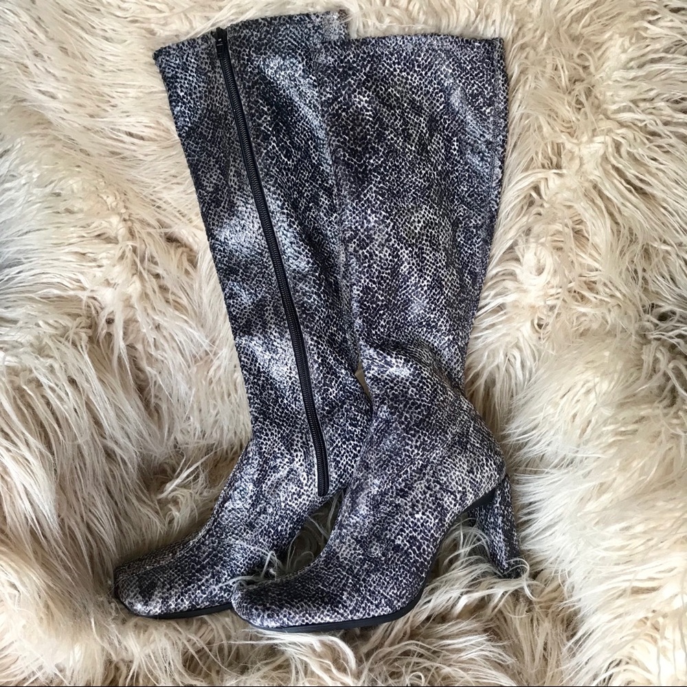 Chinese Laundry Full ZIP Faux Snakeskin Boots